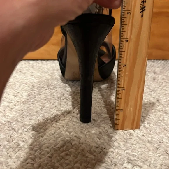 Vince Camuto Miston Ruffle Heels - Picture 12 of 12